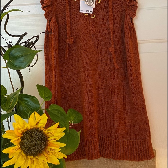 Michael Kors~ 🔥~ SALE~ Burnt Umber, Top - Picture 3 of 5